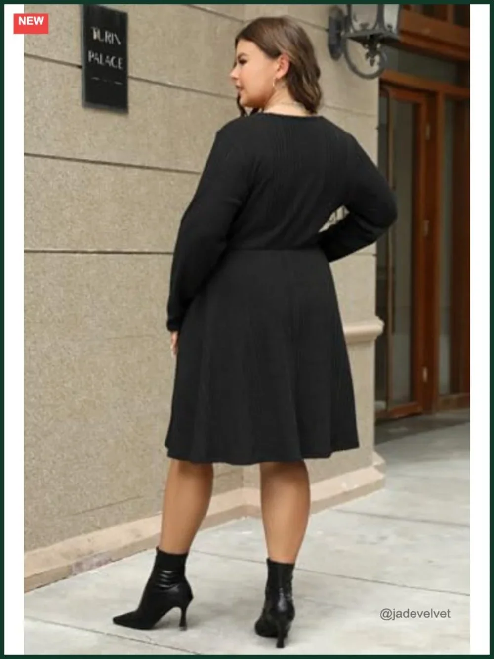Plus Size Midi Swing Dress with Pockets, Long Sleeve Scoop Neck Ribbed Knit